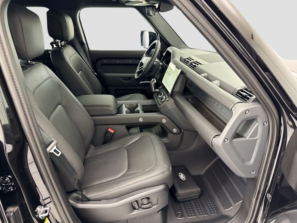 Thumbnail: 2026 Land Rover Defender - 19