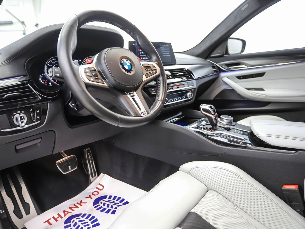 Thumbnail: 2018 BMW M5 - 10