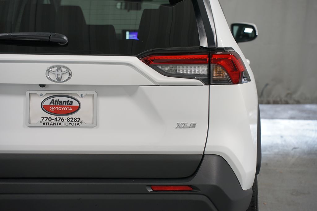 Thumbnail: 2025 Toyota RAV4 - 10