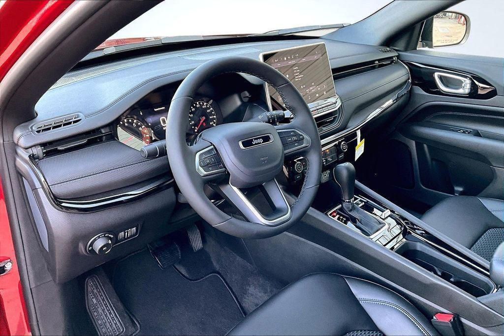 2026 Jeep Compass Latitude - 5