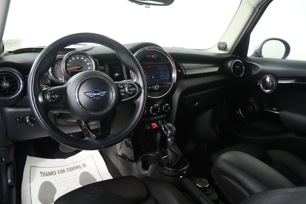 Thumbnail: 2016 MINI Cooper - 11