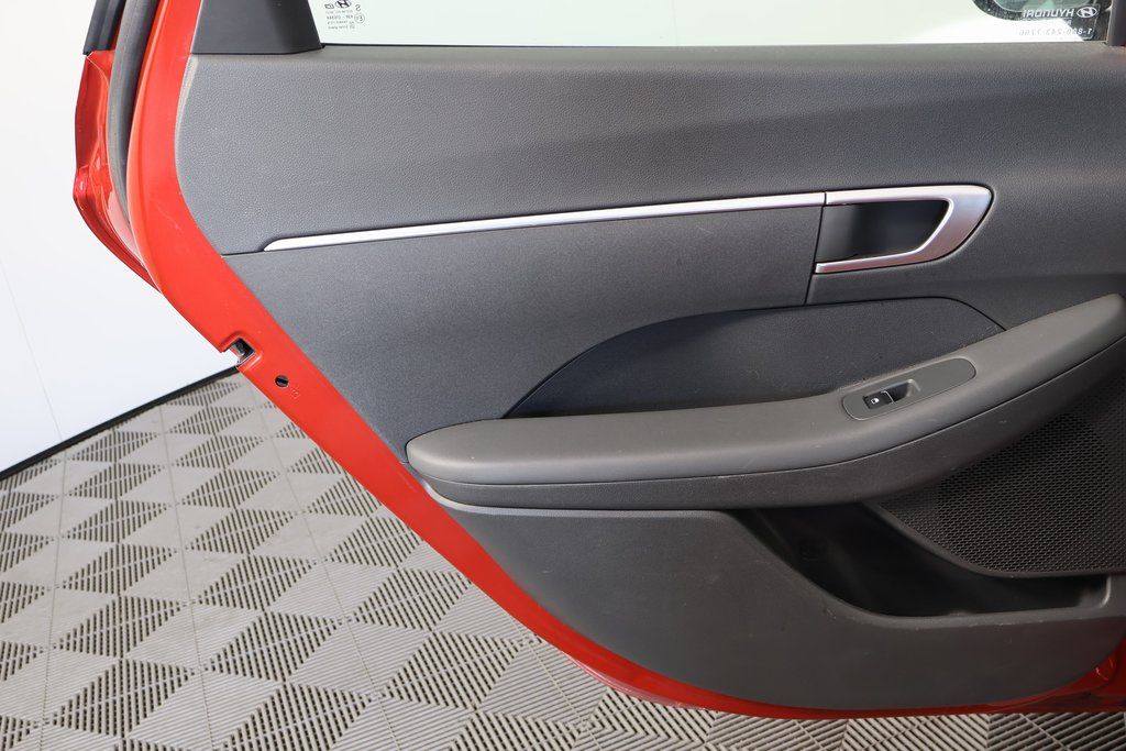 Thumbnail: 2021 Hyundai Sonata - 12