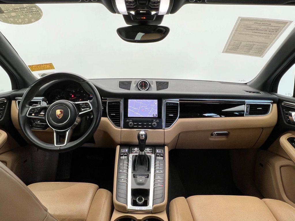 Thumbnail: 2017 Porsche Macan - 6
