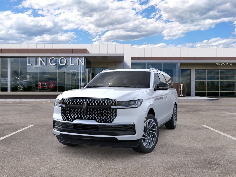 Thumbnail: 2025 Lincoln Navigator L - 2