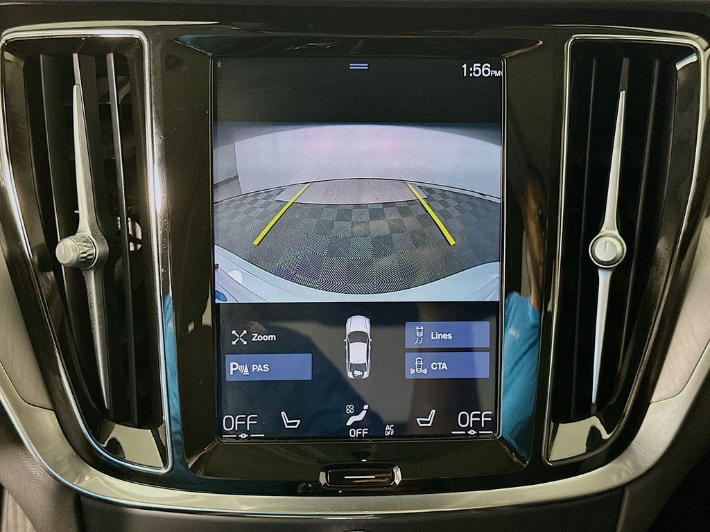 Thumbnail: 2020 Volvo S60 - 14