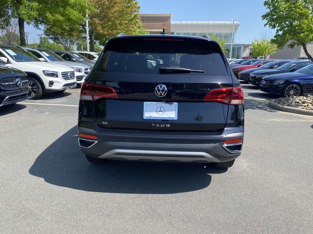 2022 Volkswagen Taos SE 5