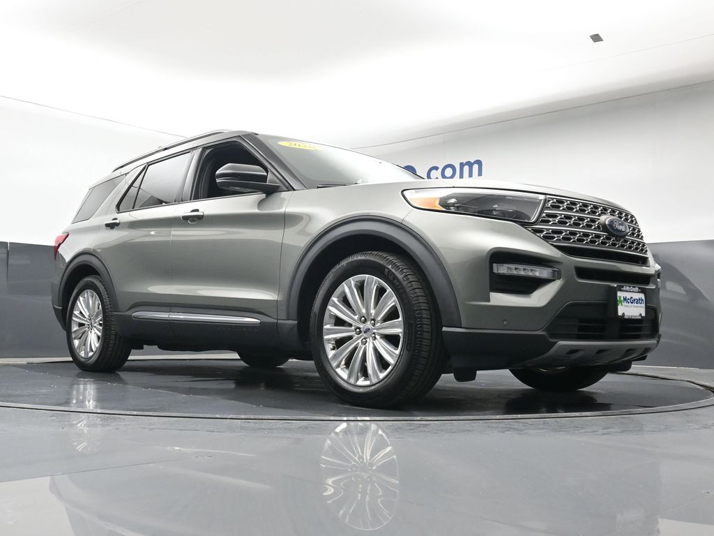 Certified Used 2020  Ford Limited image 22