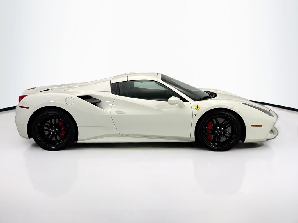 Thumbnail: 2019 Ferrari 488 - 12