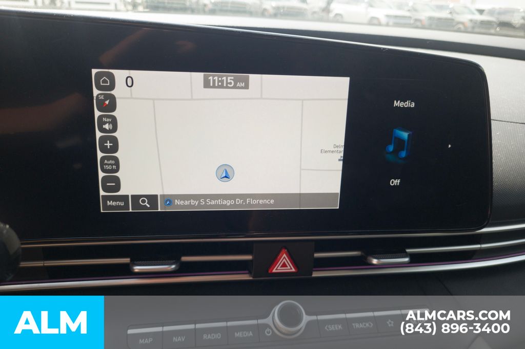 Used 2024 White Hyundai SEL image 15