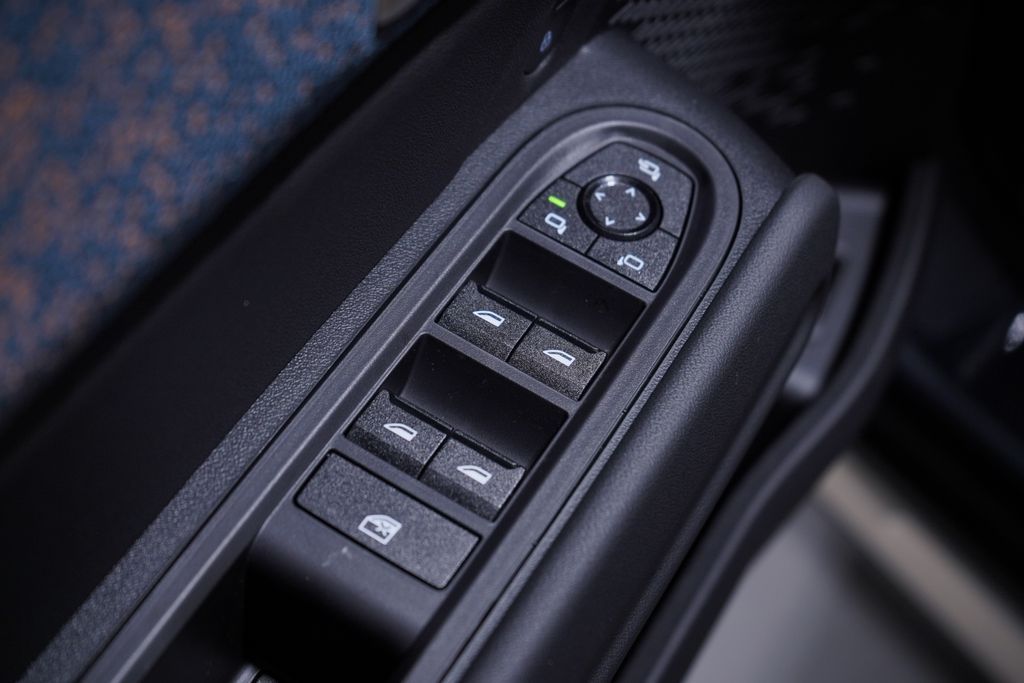 Thumbnail: 2026 MINI Cooper Countryman - 13