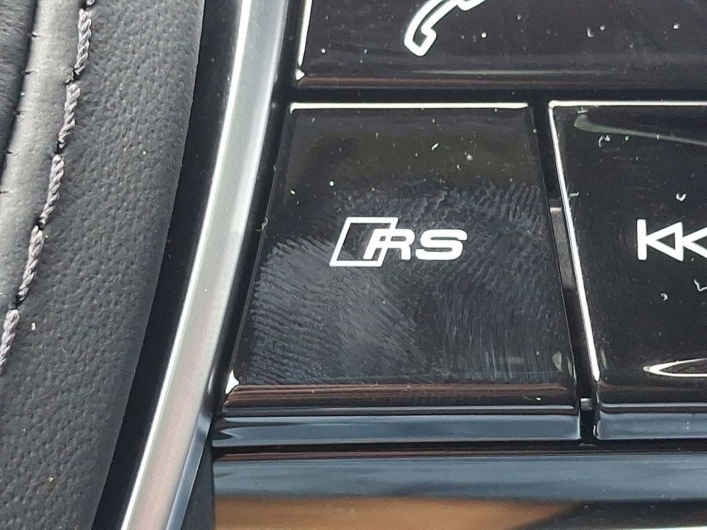 Thumbnail: 2026 Audi RS 7 - 18