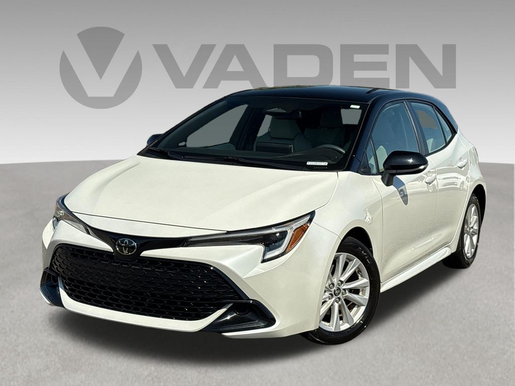 2023 Toyota Corolla Hatchback SE FWD