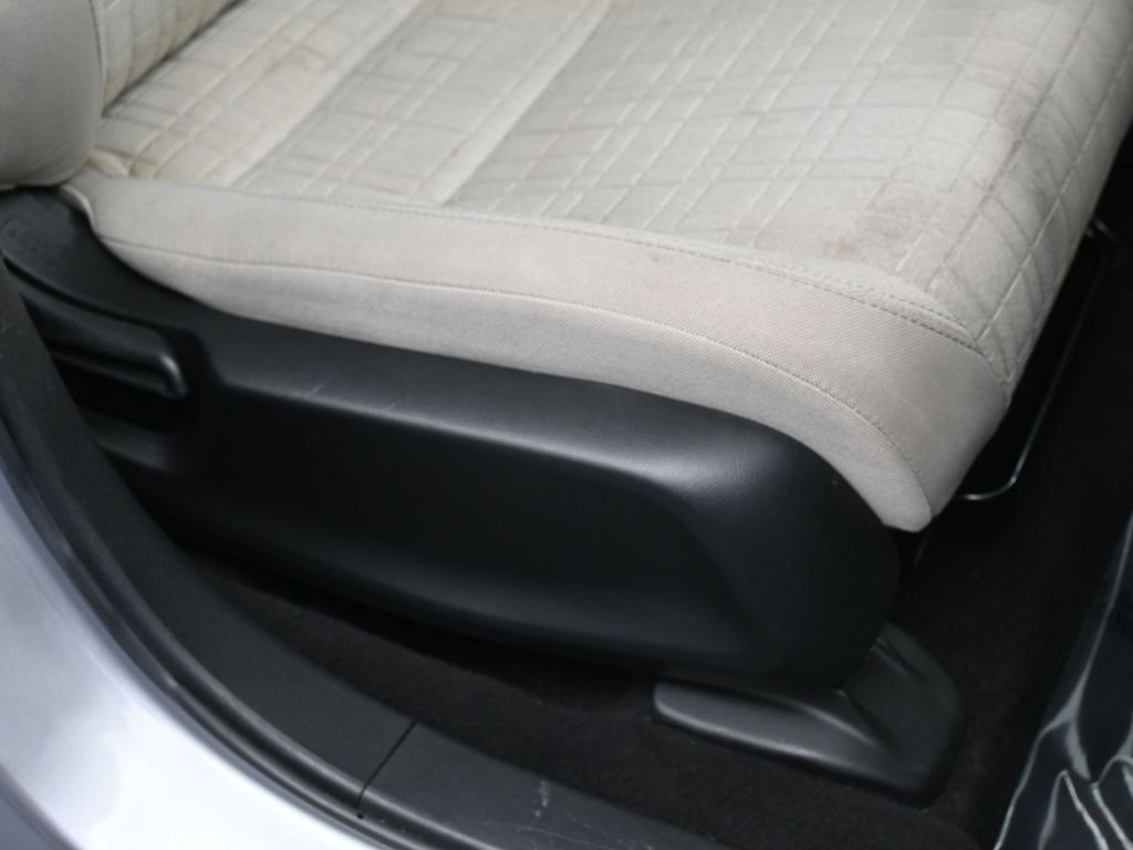 Used 2023 Gray Honda LX image 40