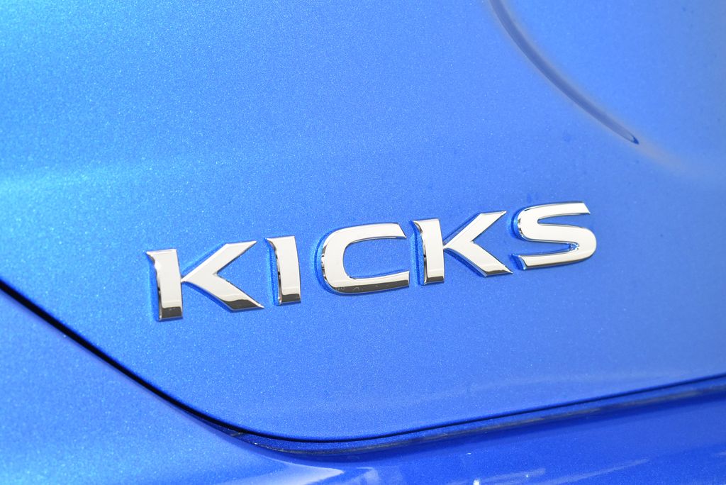 Thumbnail: 2025 Nissan Kicks - 9
