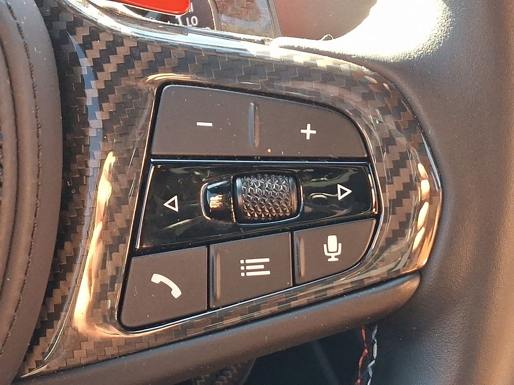 Thumbnail: 2023 BMW M3 - 22