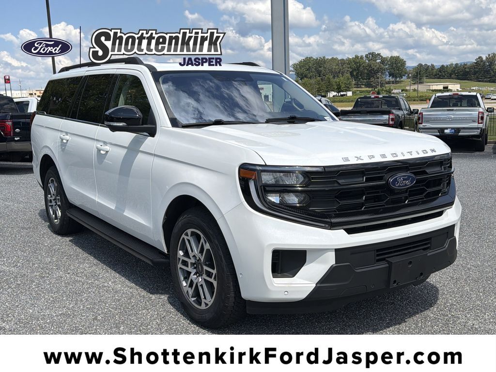 Star White Metallic Tri-Coat 2025 Ford Expedition SUV / Crossover Four-Wheel Drive Automatic