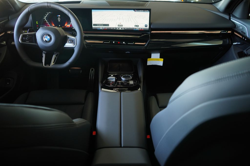 Thumbnail: 2026 BMW 5 Series - 14