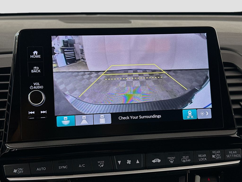 Thumbnail: 2026 Honda Odyssey - 12