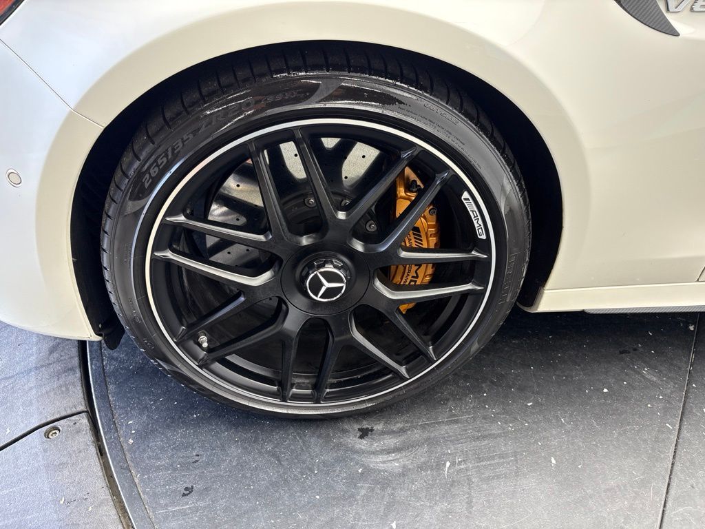 Thumbnail: 2018 Mercedes-Benz E-Class - 9
