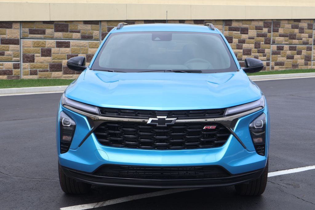 Thumbnail: 2026 Chevrolet Trax - 2