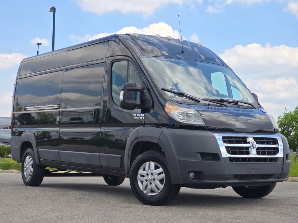 Used 2018 Black Ram High Roof image 2