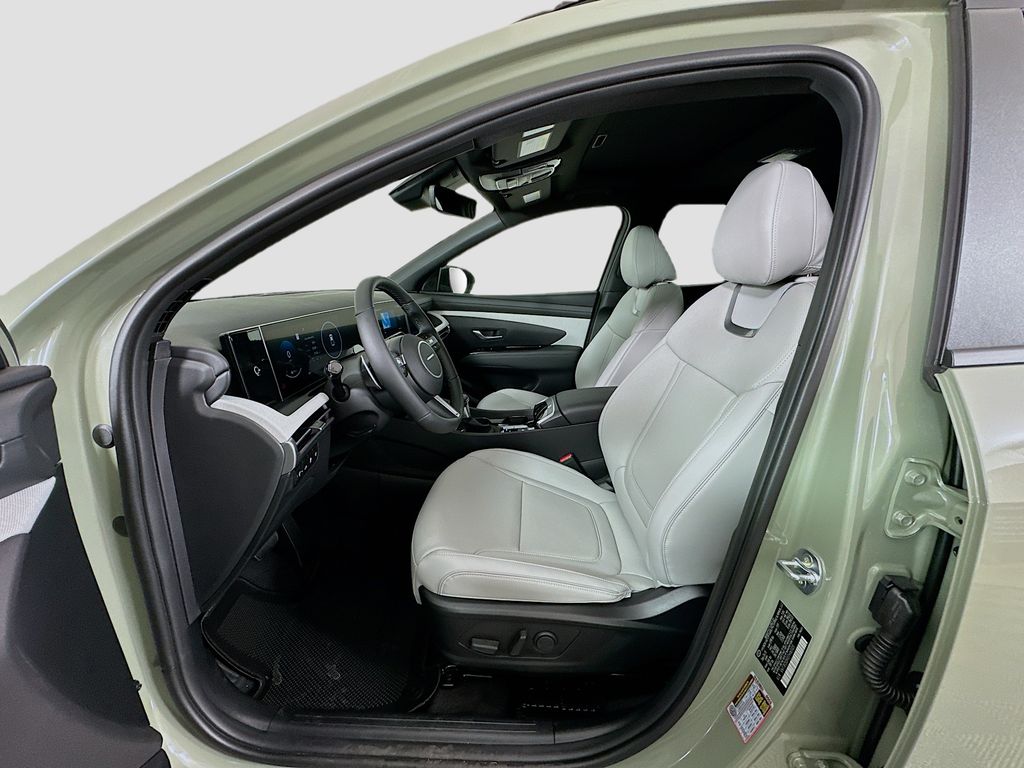 Thumbnail: 2026 Hyundai Santa Cruz - 16