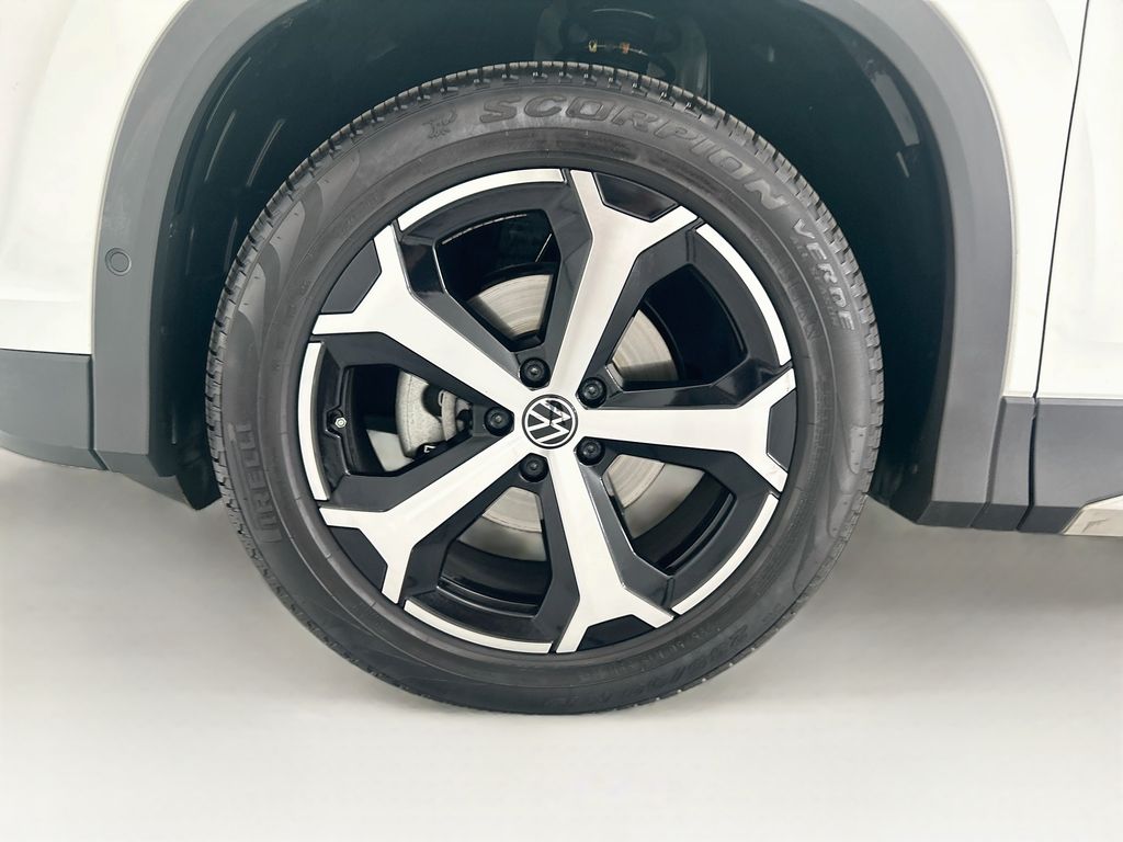 Thumbnail: 2025 Volkswagen Tiguan - 28