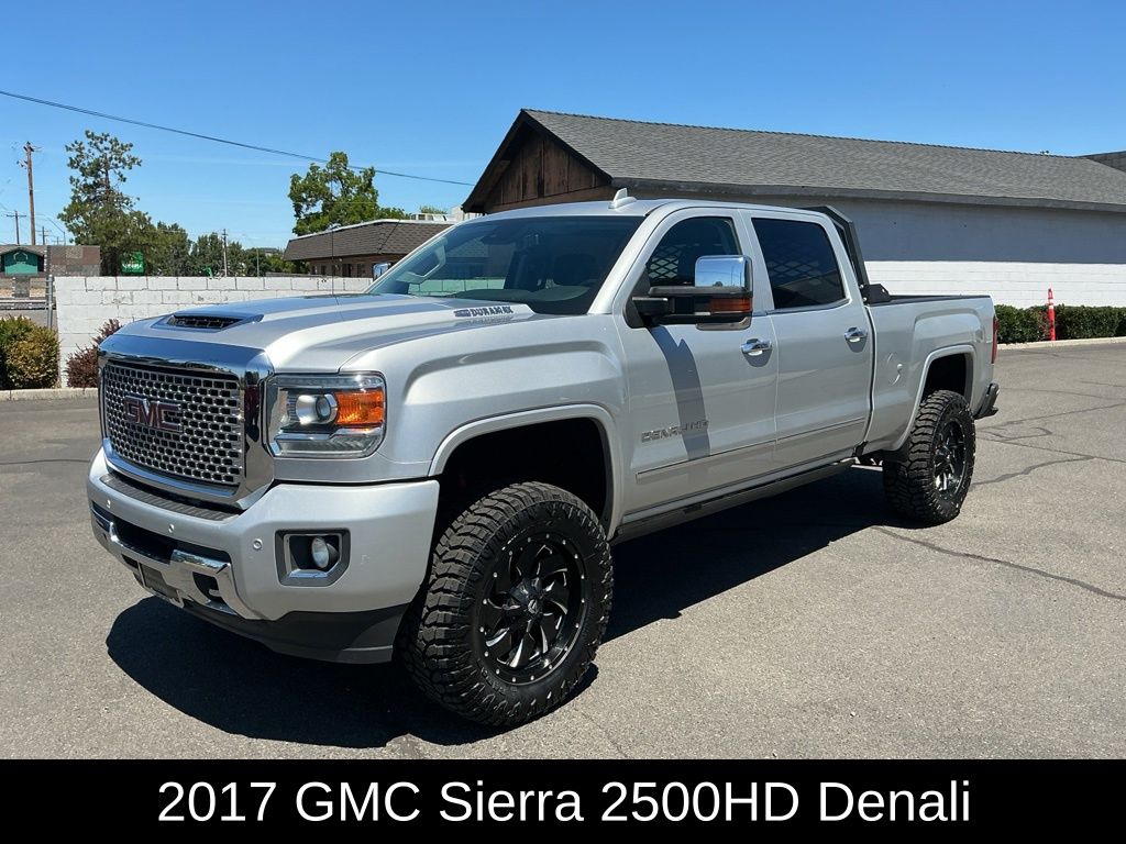 2017 GMC Sierra 2500HD Denali Crew Cab SB 4WD