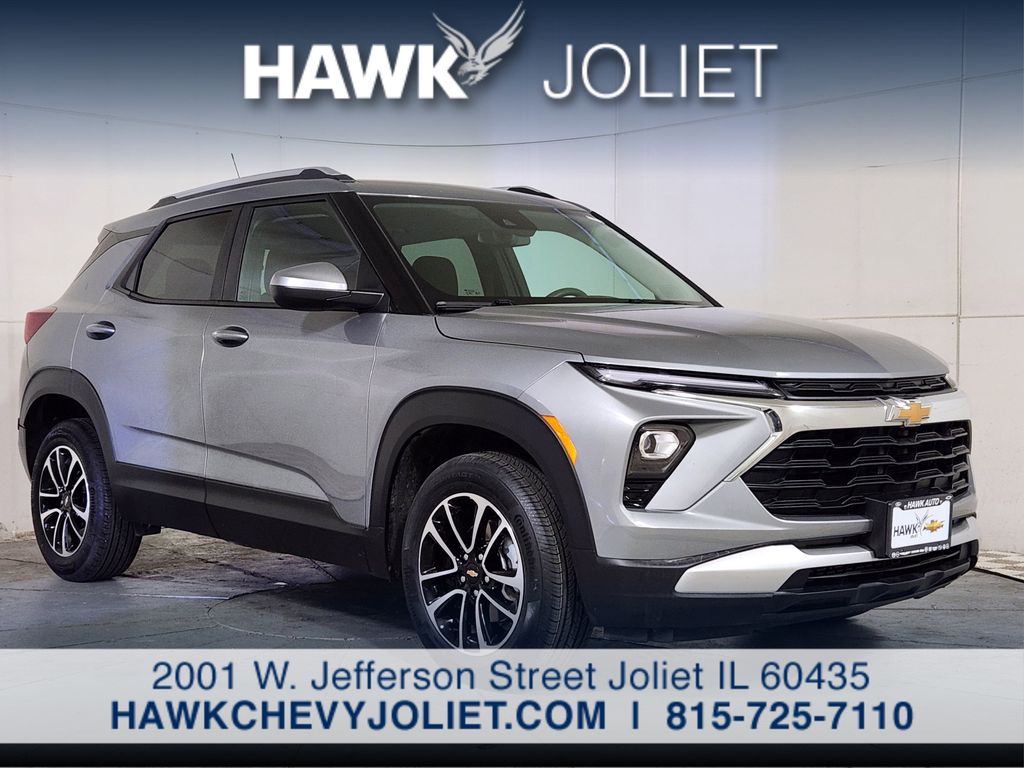 Sterling Gray Metallic 2025 Chevrolet Trailblazer SUV / Crossover Four-Wheel Drive 9-Speed Automatic