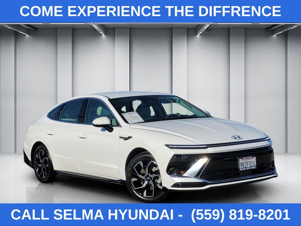 White 2024 Hyundai Sonata SEL FWD Sedan Front-Wheel Drive 8-Speed Automatic