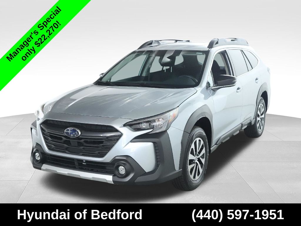 2024 Subaru Outback Premium - Image 3