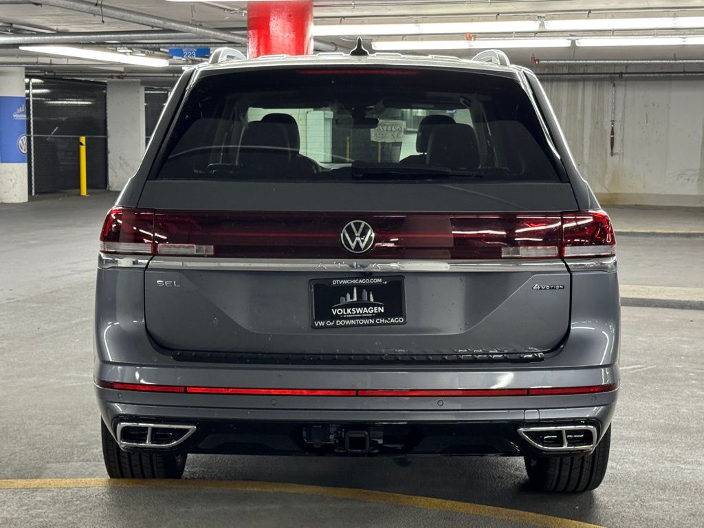 2024 Volkswagen Atlas 2.0T SEL Premium R-Line 30