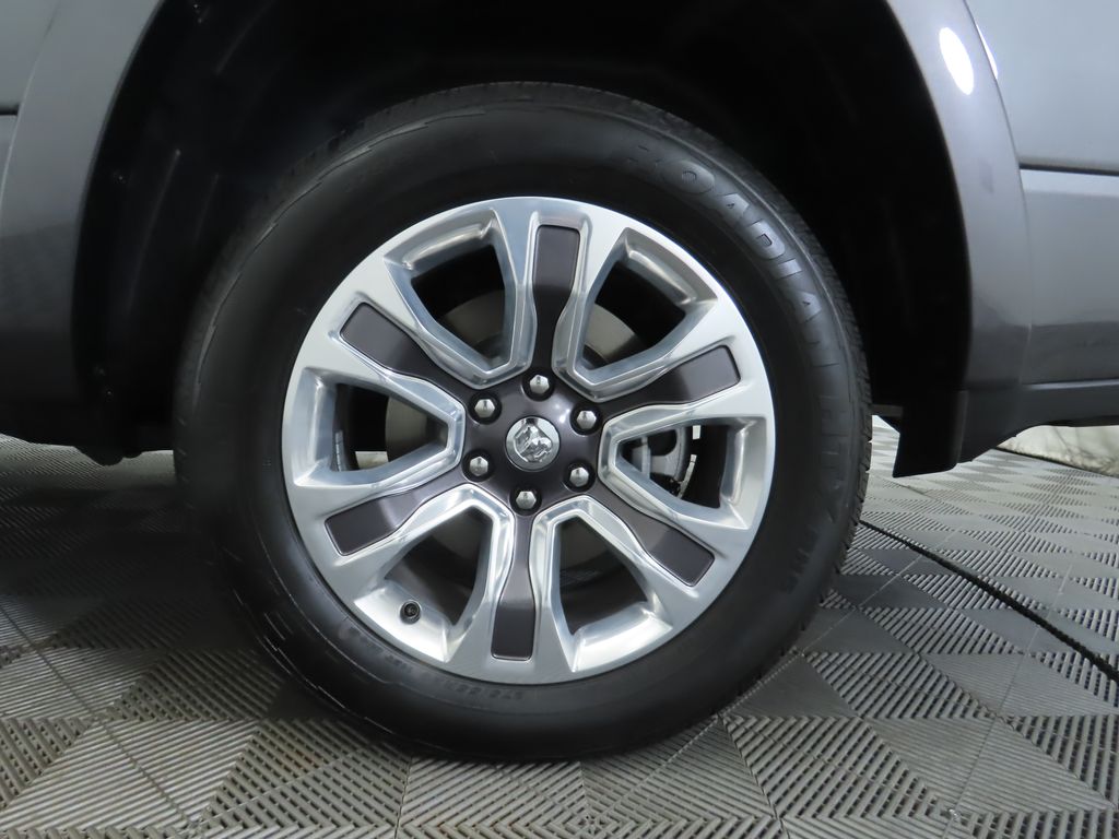 Thumbnail: 2024 RAM 1500 - 32