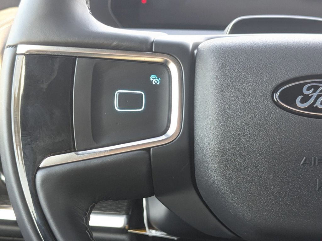 2025 Ford Expedition Platinum MAX