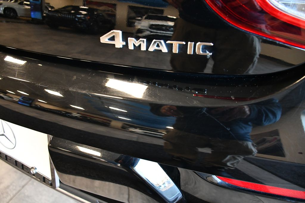 Thumbnail: 2020 Mercedes-Benz C-Class - 9