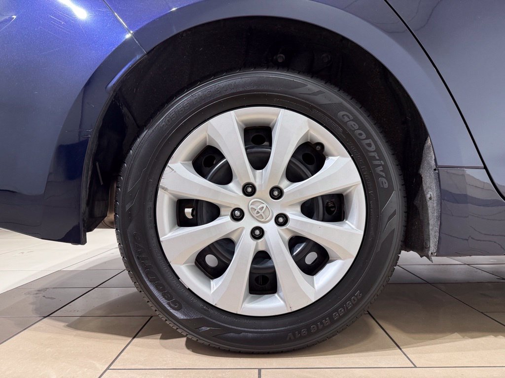 Thumbnail: 2024 Toyota Corolla - 9