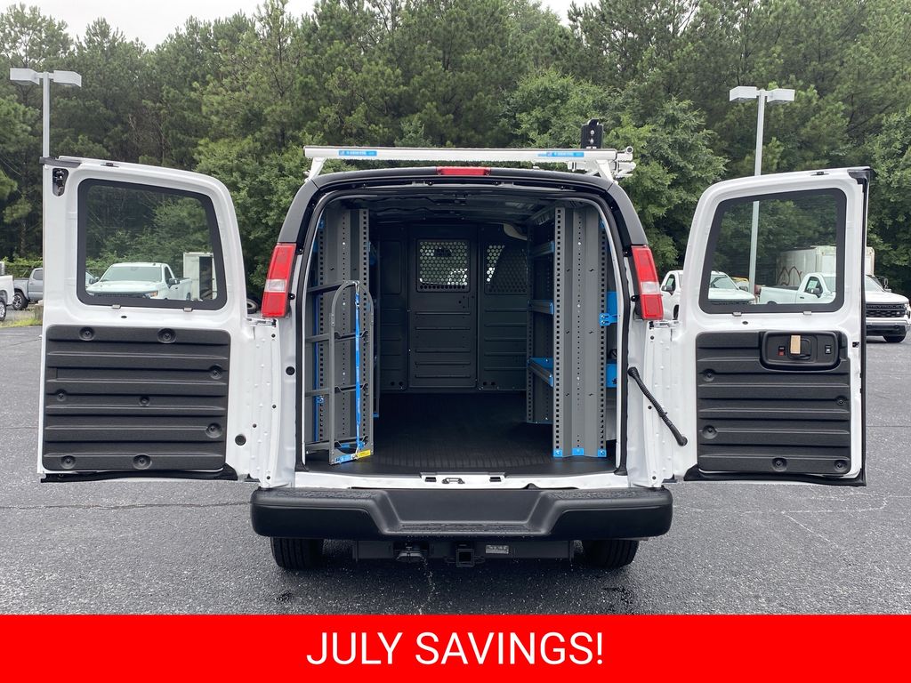 New 2026 Chevrolet Express 2500 Van