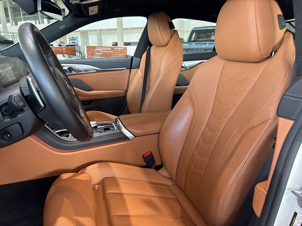 Thumbnail: 2022 BMW 8 Series - 20