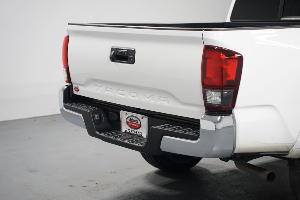 Thumbnail: 2023 Toyota Tacoma - 9