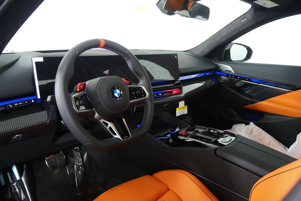 Thumbnail: 2026 BMW M5 - 17