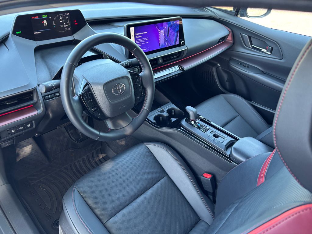 Thumbnail: 2023 Toyota Prius Prime - 9