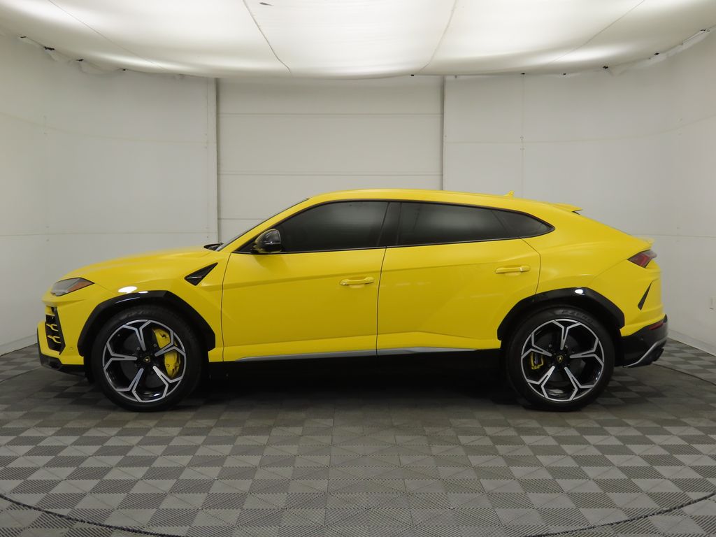 Thumbnail: 2019 Lamborghini Urus - 8