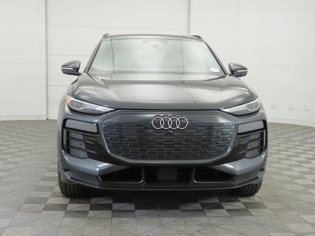 Thumbnail: 2025 Audi Q6 e-tron - 2