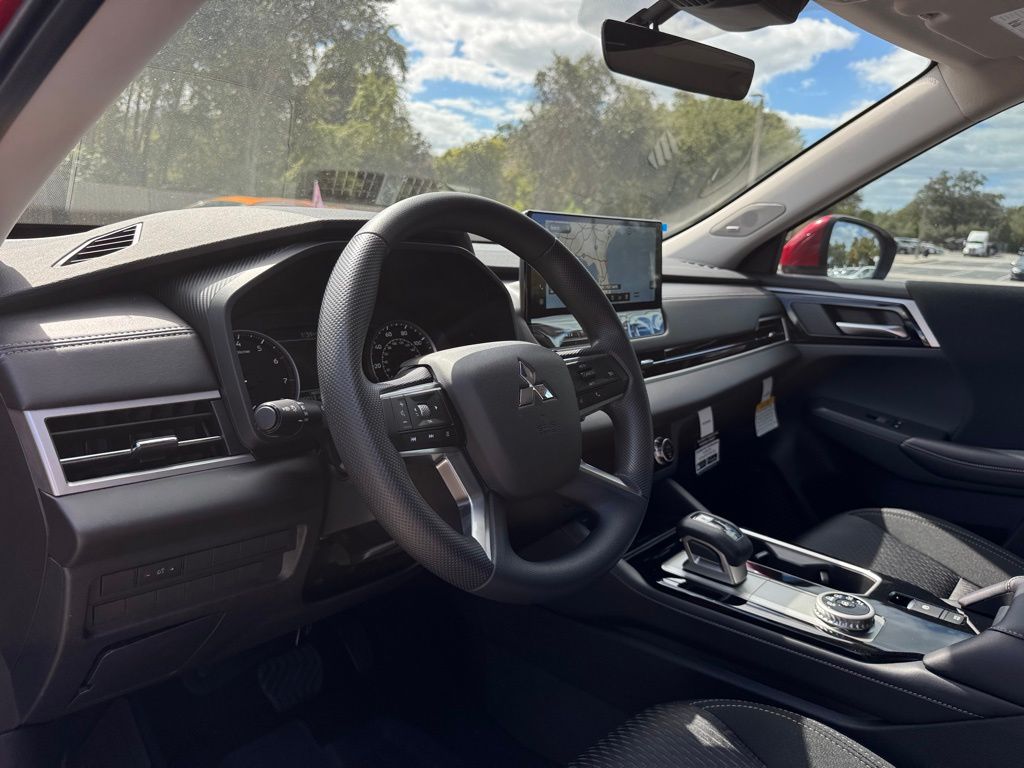 New 2025 Mitsubishi Outlander SUV