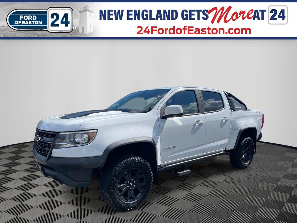 Summit White 2019 Chevrolet Colorado Pickup Truck Four-Wheel Drive 8-Speed Automatic