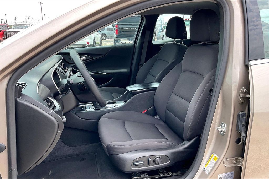 Used 2023 Chevrolet Malibu LT 4D Sedan