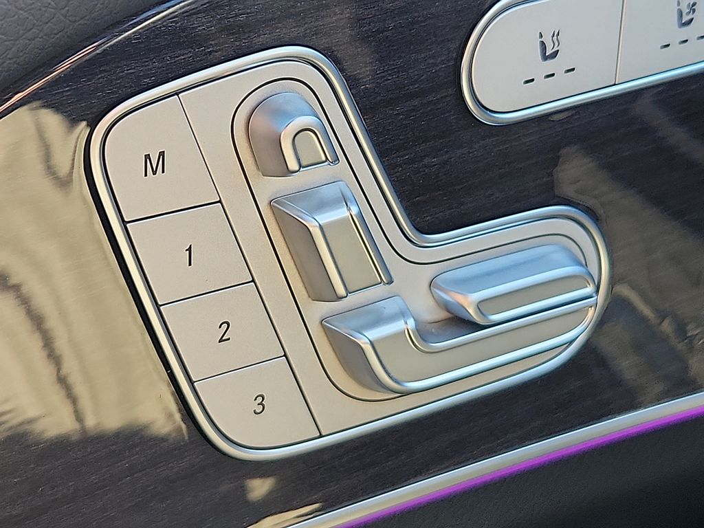 Thumbnail: 2021 Mercedes-Benz GLE - 26