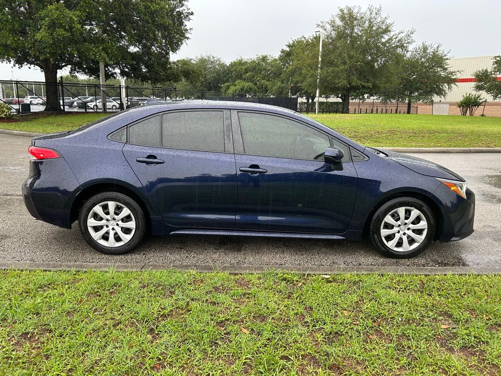 2022 Toyota Corolla LE 6