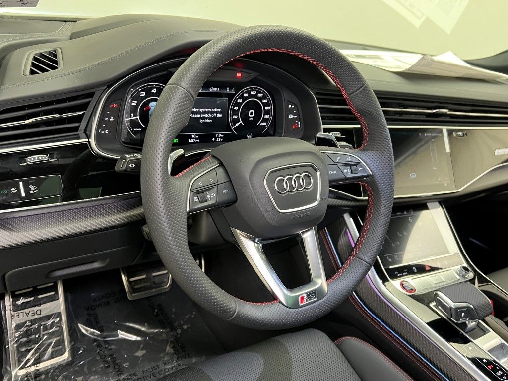 Thumbnail: 2026 Audi RS Q8 - 28