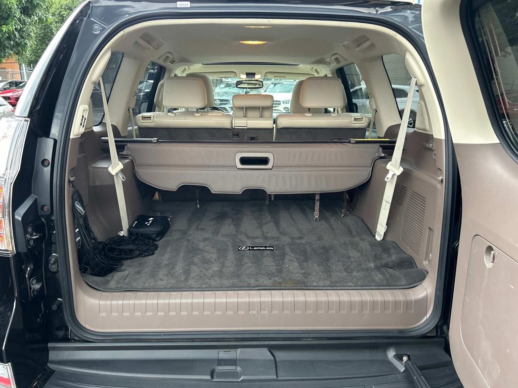 Thumbnail: 2014 Lexus GX - 19